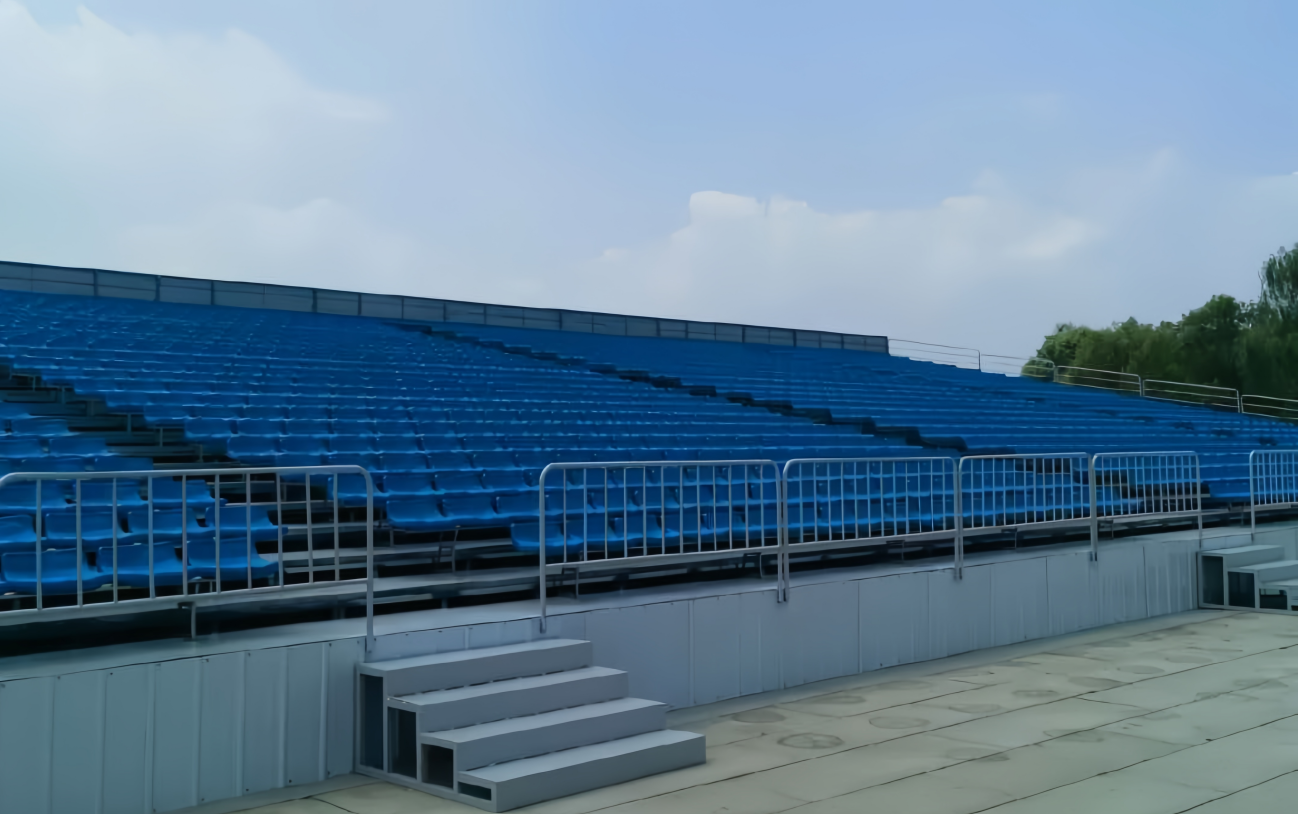Outdoor fixed grandstand seating